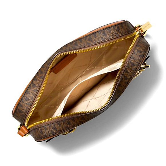 SALE Micheal Kors NWT & Gift Box Jet Set Shoulder/Crossbody& Bowed Magnetic Box - Picture 4 of 12